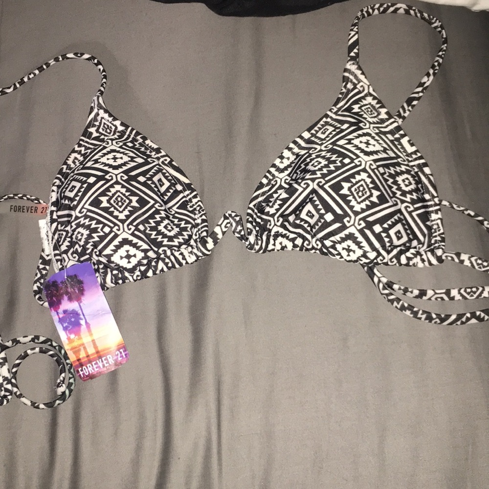 Forever 21 bikini top NWT